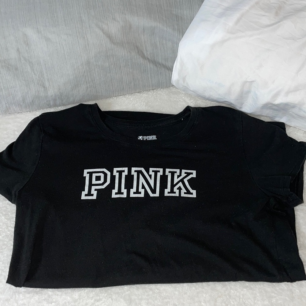 PINK Size Medium - BLACK TOO W/ white PINK logo